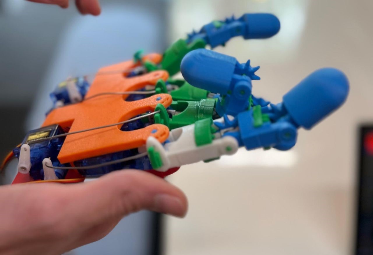 future alliance: 3D gedruckte Roboterhand